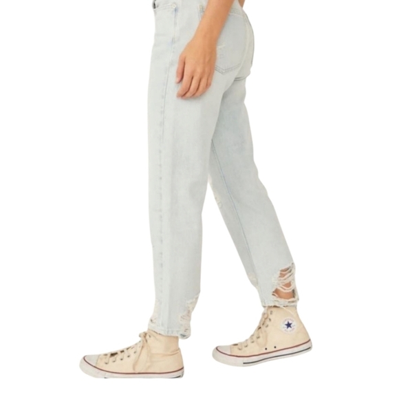 Free People Bonita Distressed High Waist Jeans in Dream Blue•Size 28•NWT - Picture 2 of 7